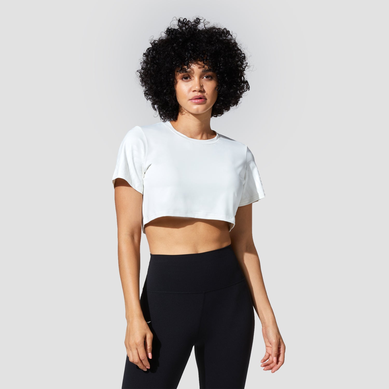 Graphic Wave Eyes Crop Top - White | Workout Shirts Women | SQUATWOLF