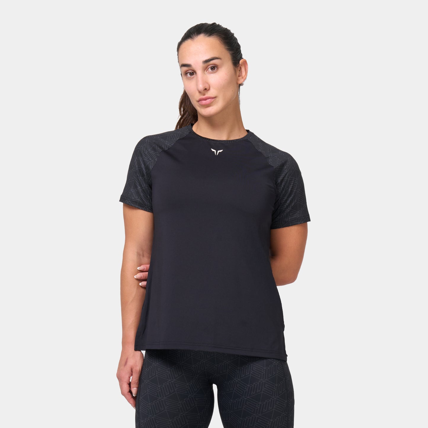 Weightless Tee Monogram Sleeve - Black