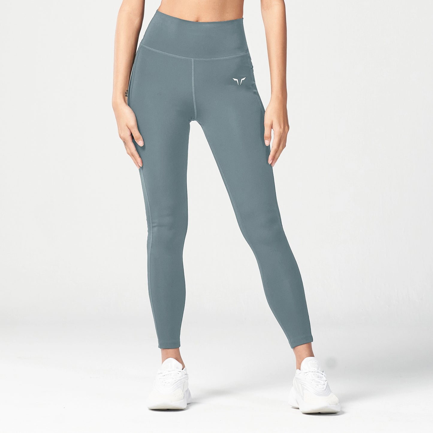 Essential Cropped Leggings 24" - Stormy Weather