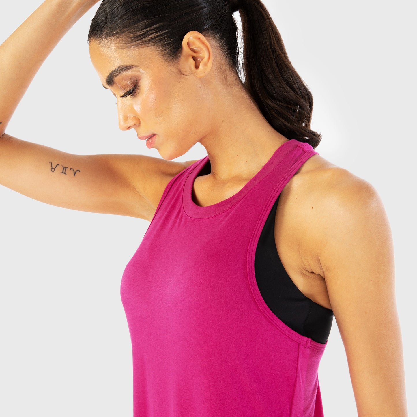 squatwolf-workout-clothes-infinity-longline-workout-tank-festive-fuchsia-gym-tank-tops-for-women