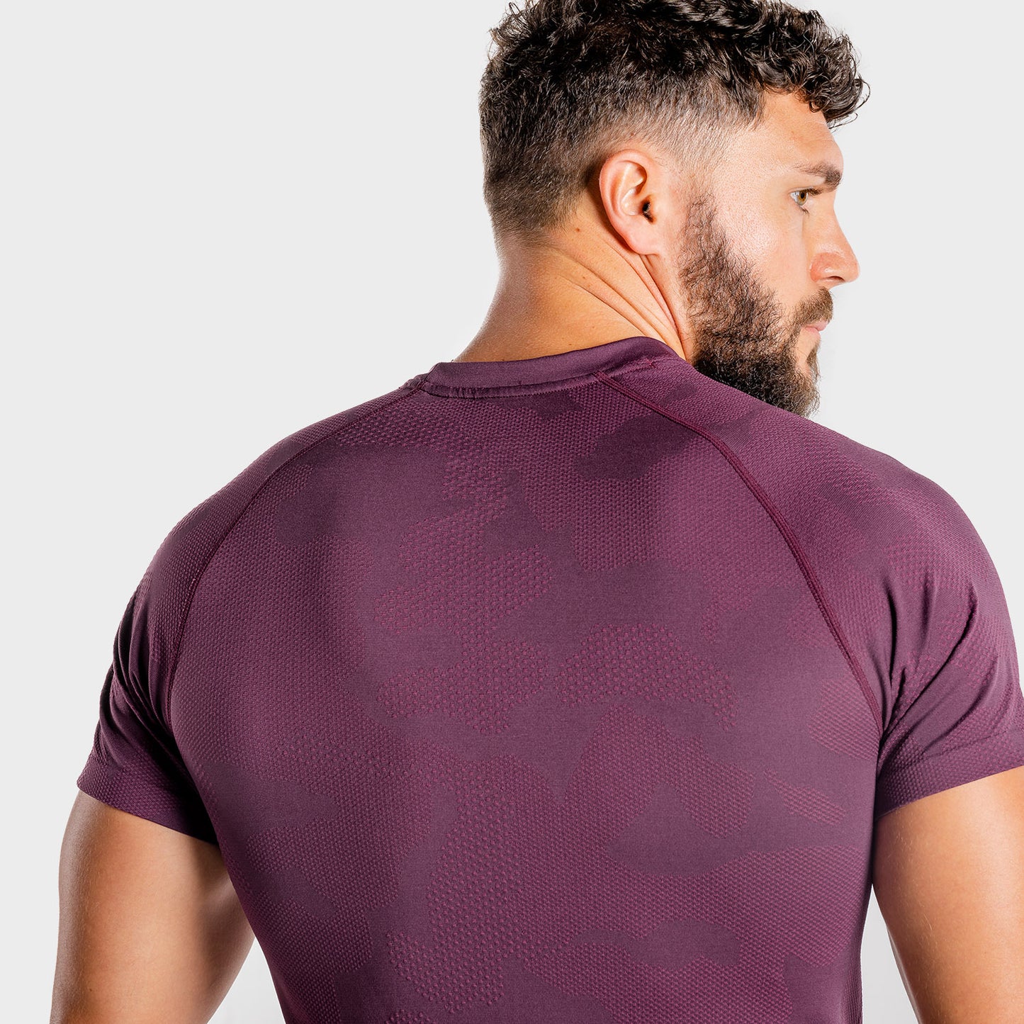 squatwolf-workout-shirts-for-men-wolf-seamless-workout-tee-burgundy-gym-wear