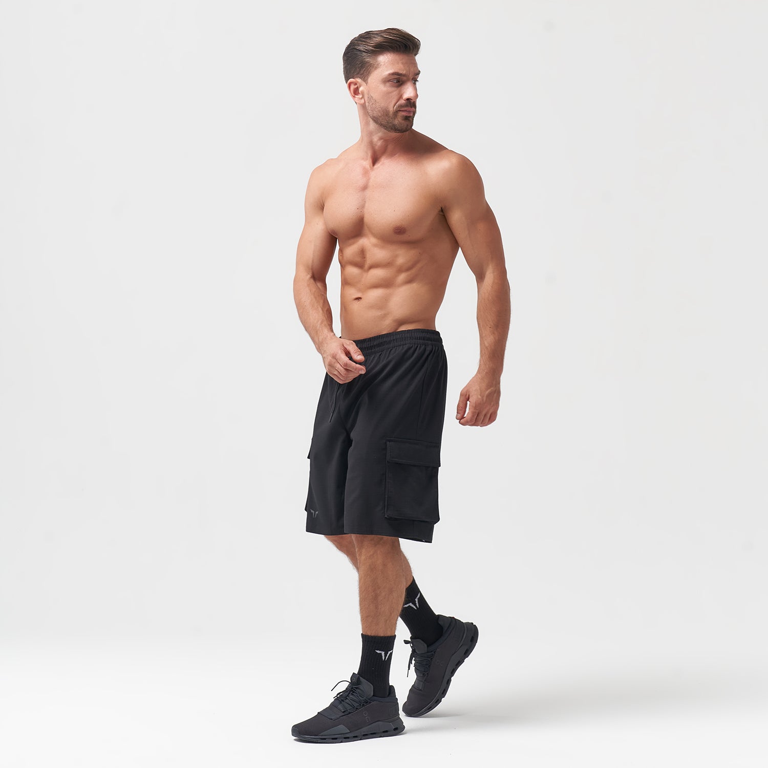 squatwolf-gym-wear-code-2-in-1-knee-length-cargo-shorts-black-workout-short-for-men