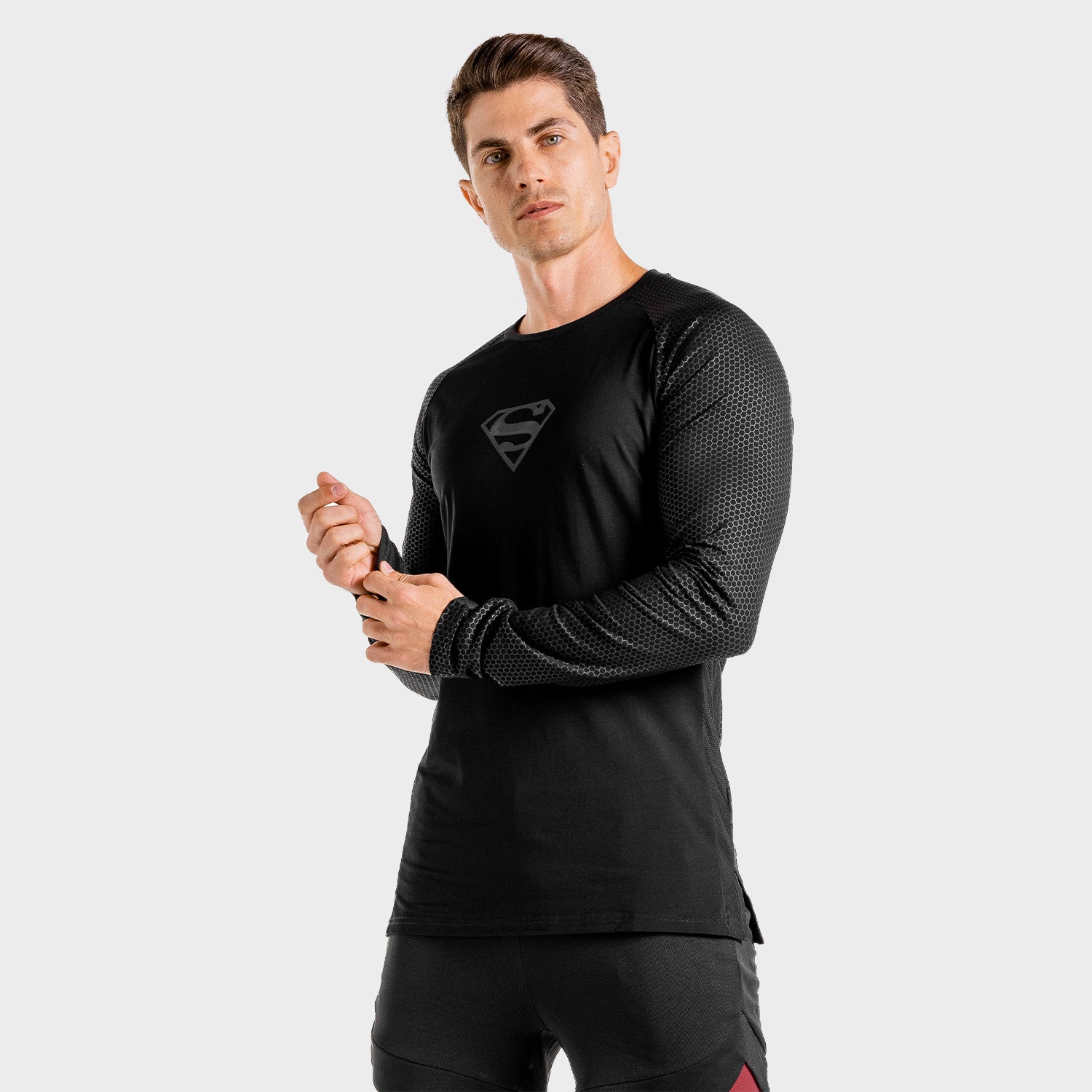 squatwolf-workout-shirts-for-men-superman-gym-long-sleeves-tee-black-gym-wear