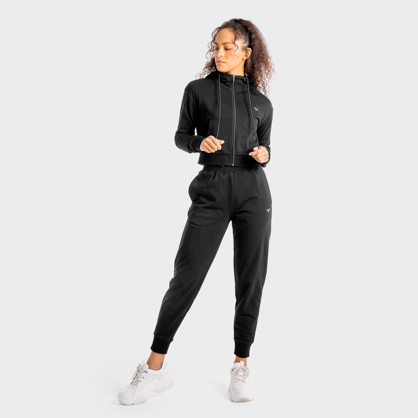 squatwolf-gym-hoodies-women-core-zip-up-onyx-workout-clothes