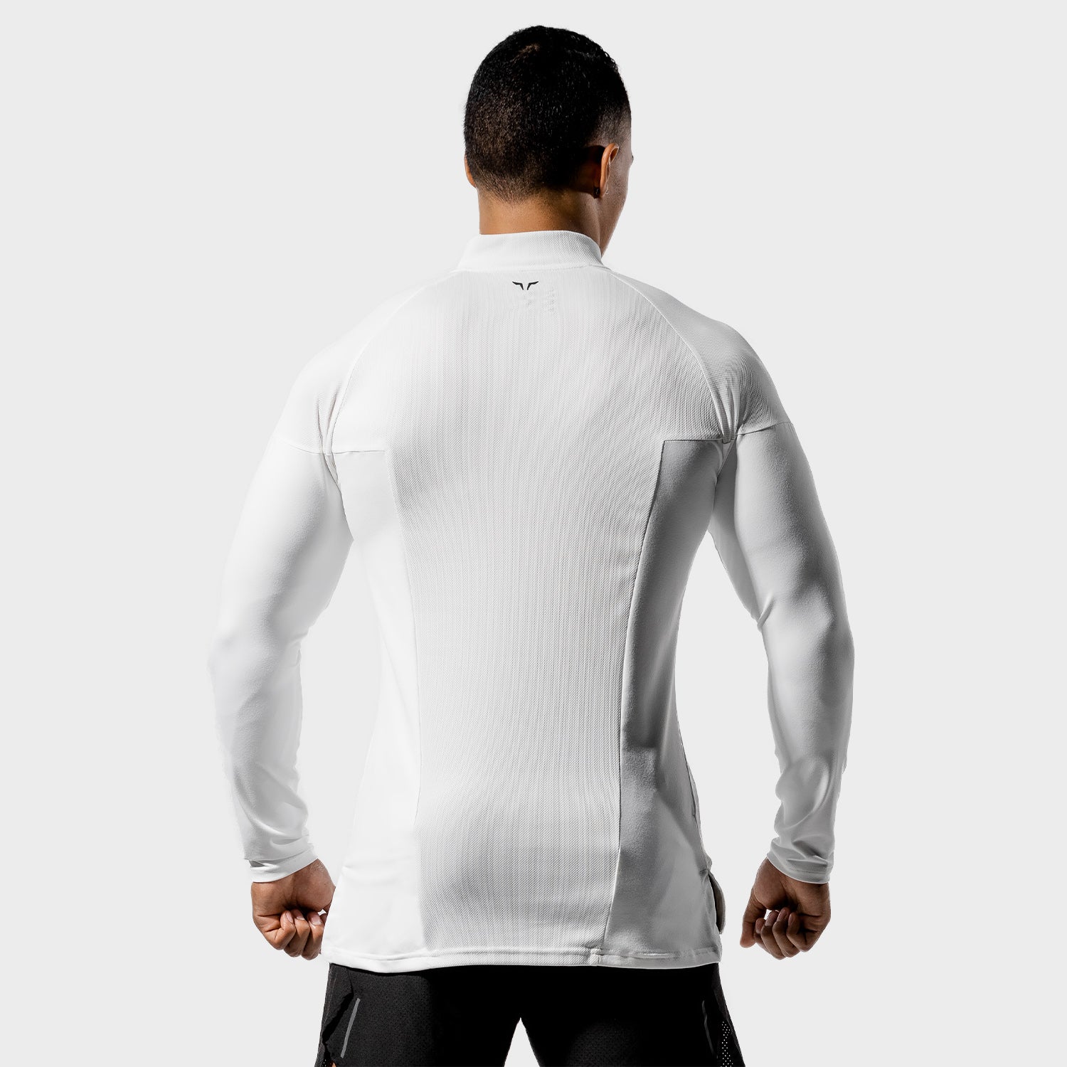 squatwolf-running-tops-for-men-core-running-top-white-long-sleeves-gym-wear