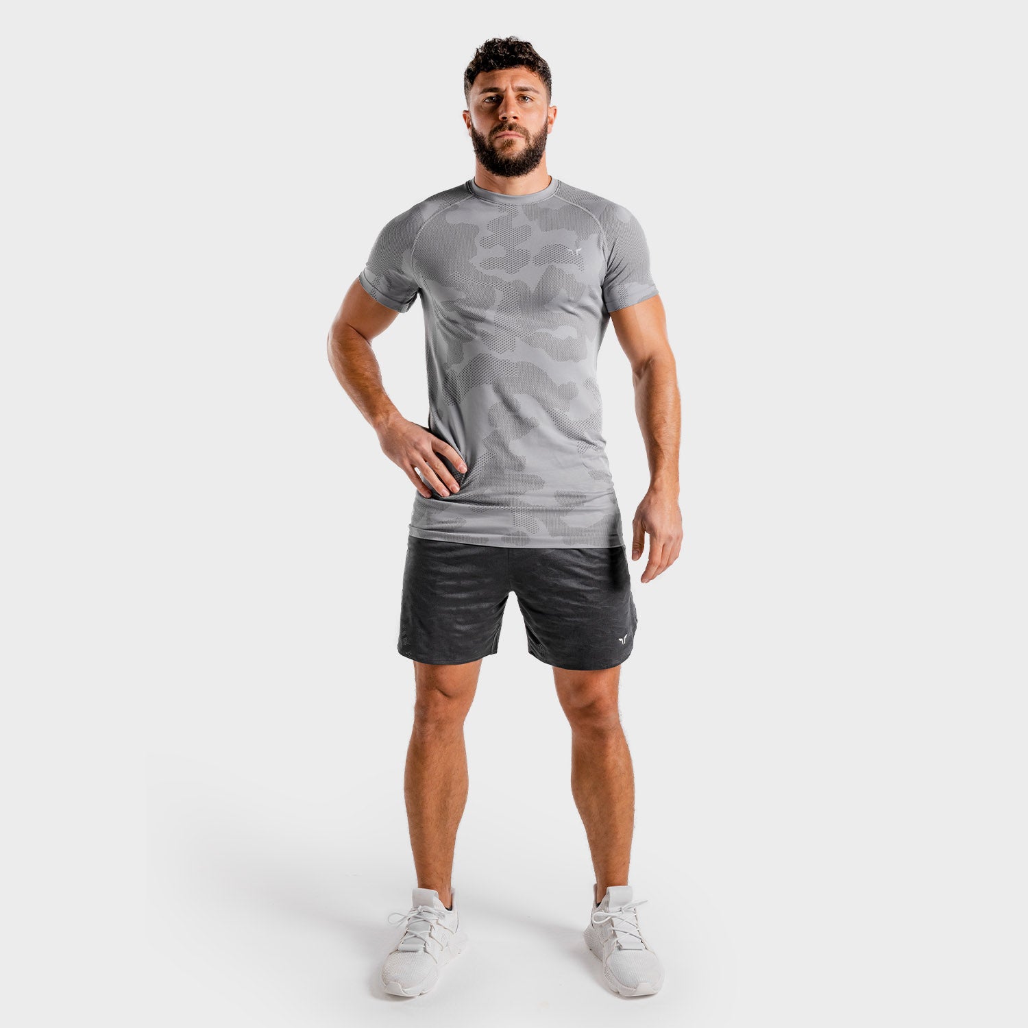 squatwolf-workout-shirts-for-men-wolf-seamless-workout-tee-grey-gym-wear