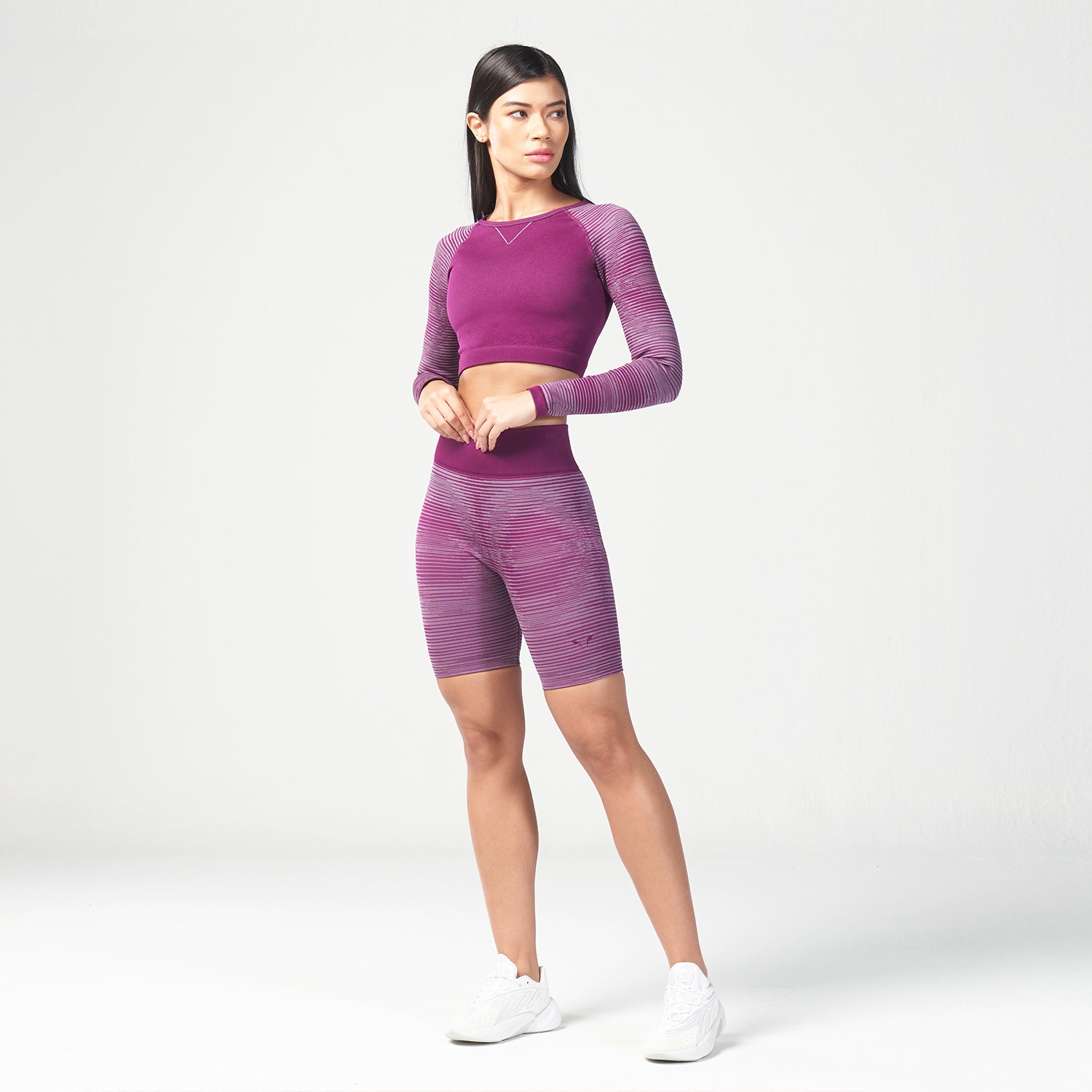 squatwolf-workout-clothes-infinity-stripe-seamless-crop-top-dark-purple-gym-t-shirts-for-women