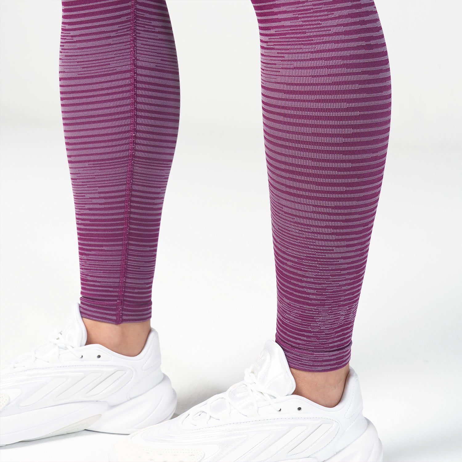 squatwolf-workout-clothes-infinity-stripe-seamless-leggings-dark-purple-leggings-for-women
