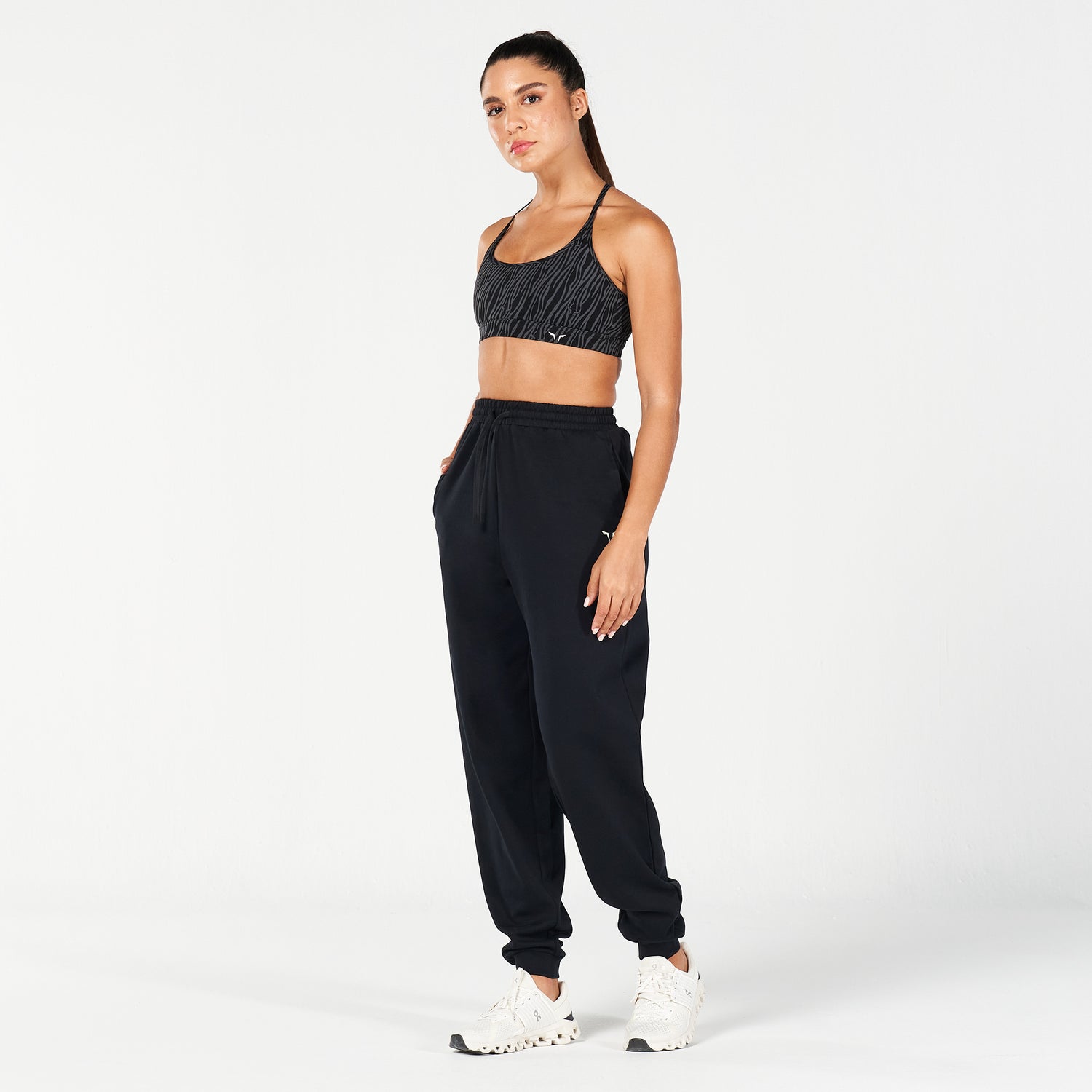 AE, Core Oversized Sweatpants - Black, Workout Pants Women