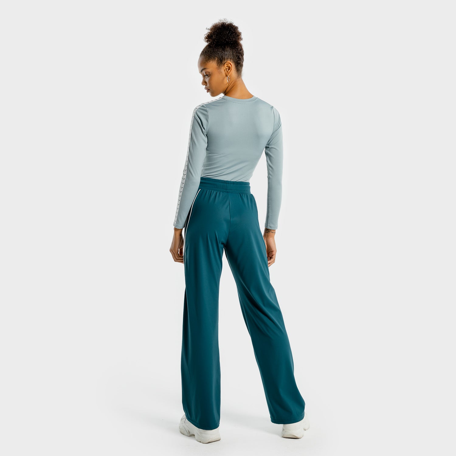 squatwolf-gym-pants-for-women-noor-wide-leg-pants-teal-workout-clothes