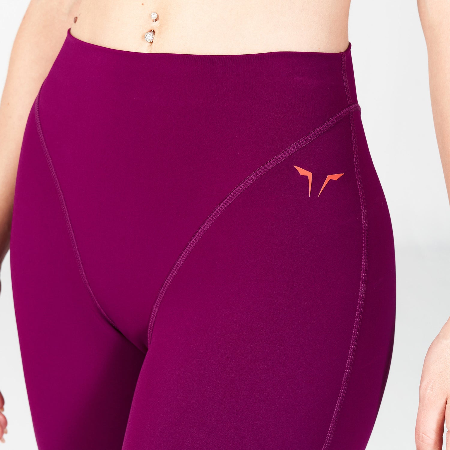 squatwolf-workout-clothes-core-v-cropped-leggings-dark-purple-gym-leggings-for-women