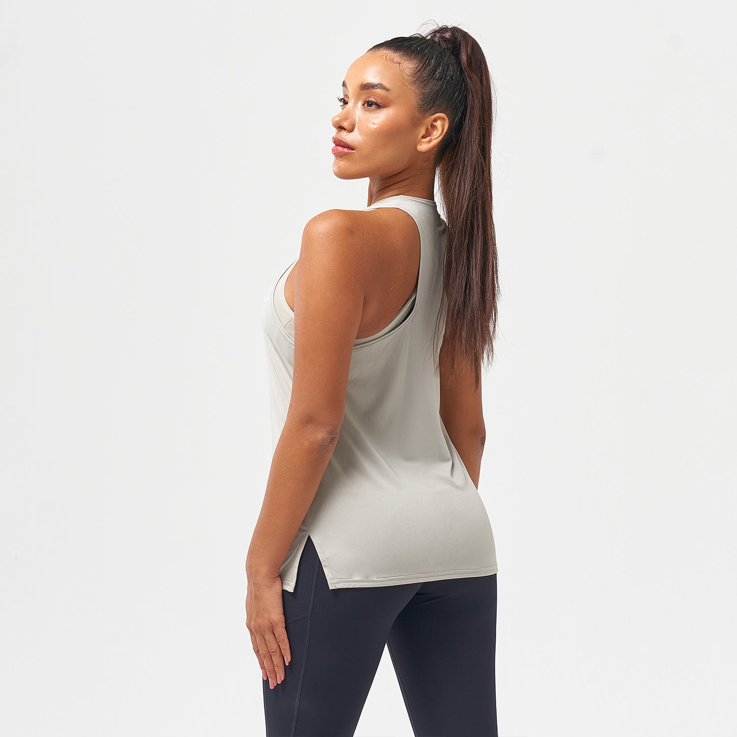 US, Essential Tank Top - Willow Grey, Workout Tank Tops Women