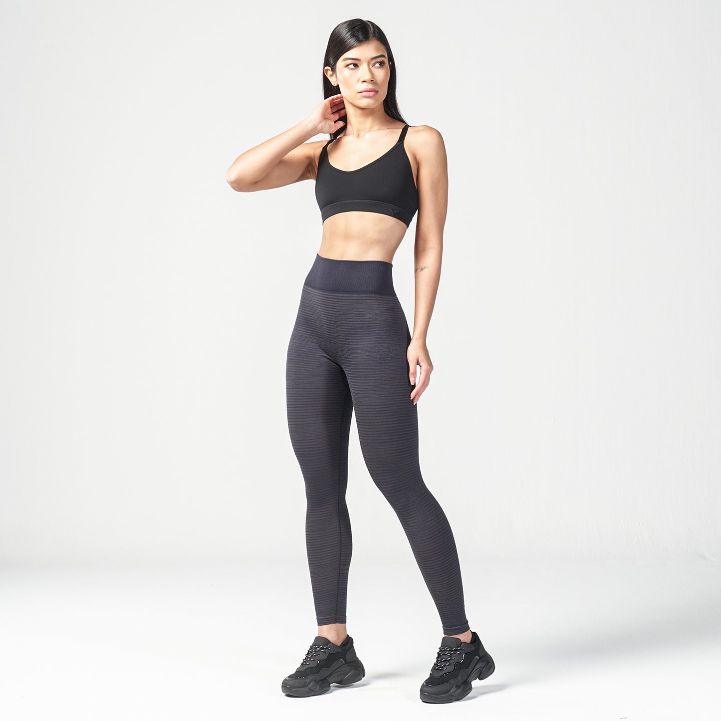 squatwolf-workout-clothes-infinity-stripe-seamless-leggings-black-leggings-for-women