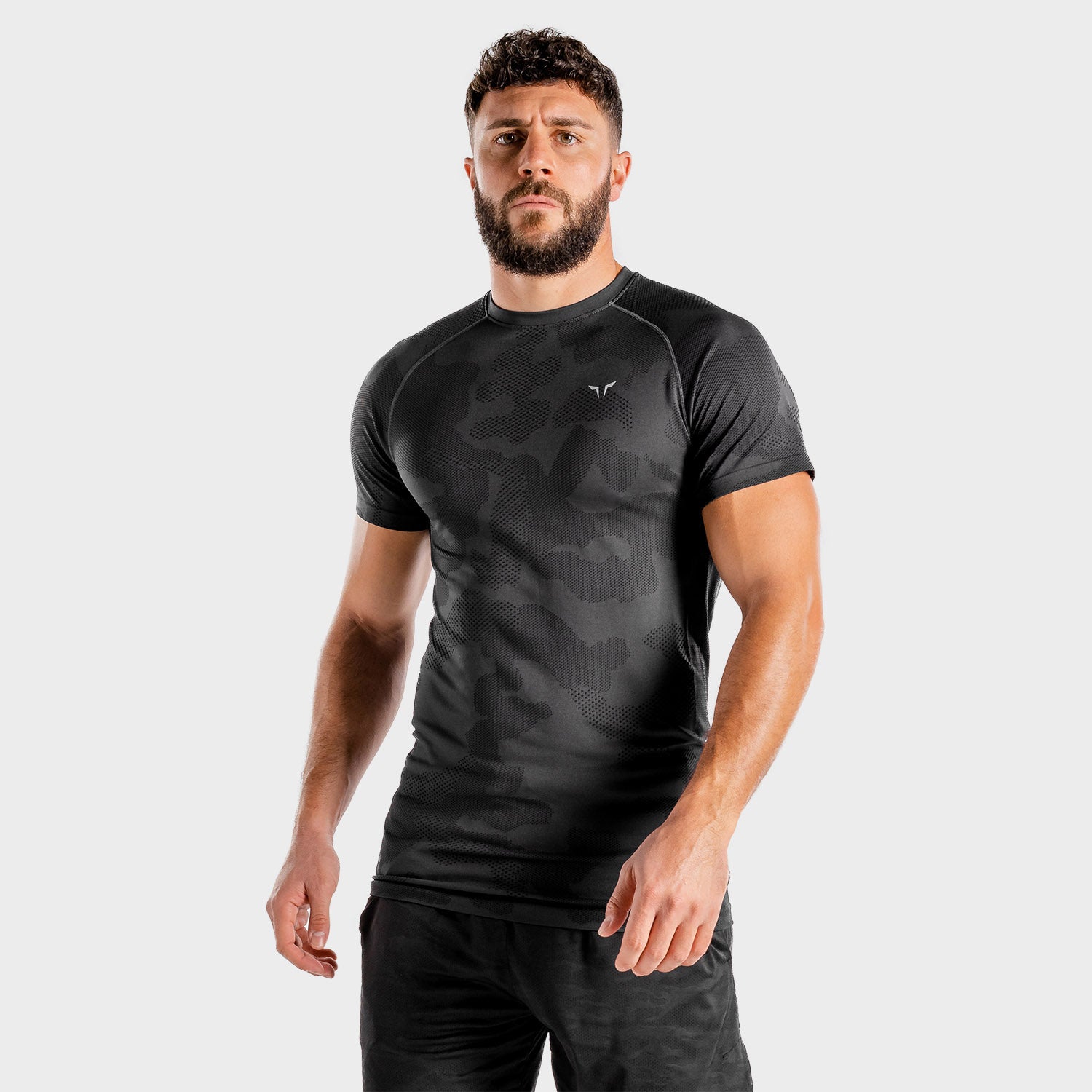 squatwolf-workout-shirts-for-men-wolf-seamless-workout-tee-black-gym-wear