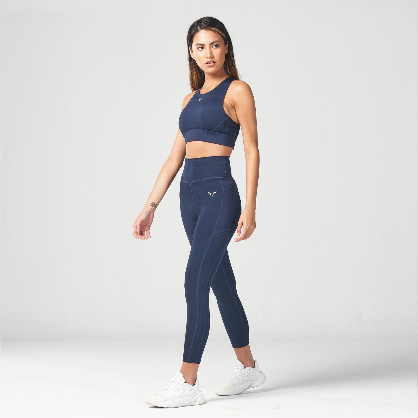 squatwolf-workout-clothes-essential-cropped-leggings-navy-leggings-for-women