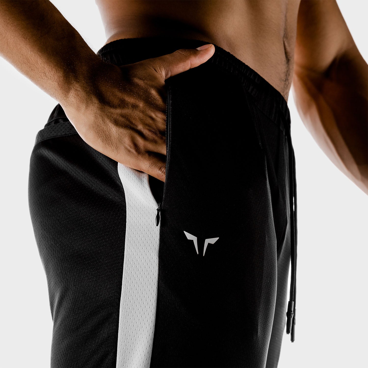 squatwolf-gym-wear-hybrid-2-0-track-pants-black-workout-pants-for-men