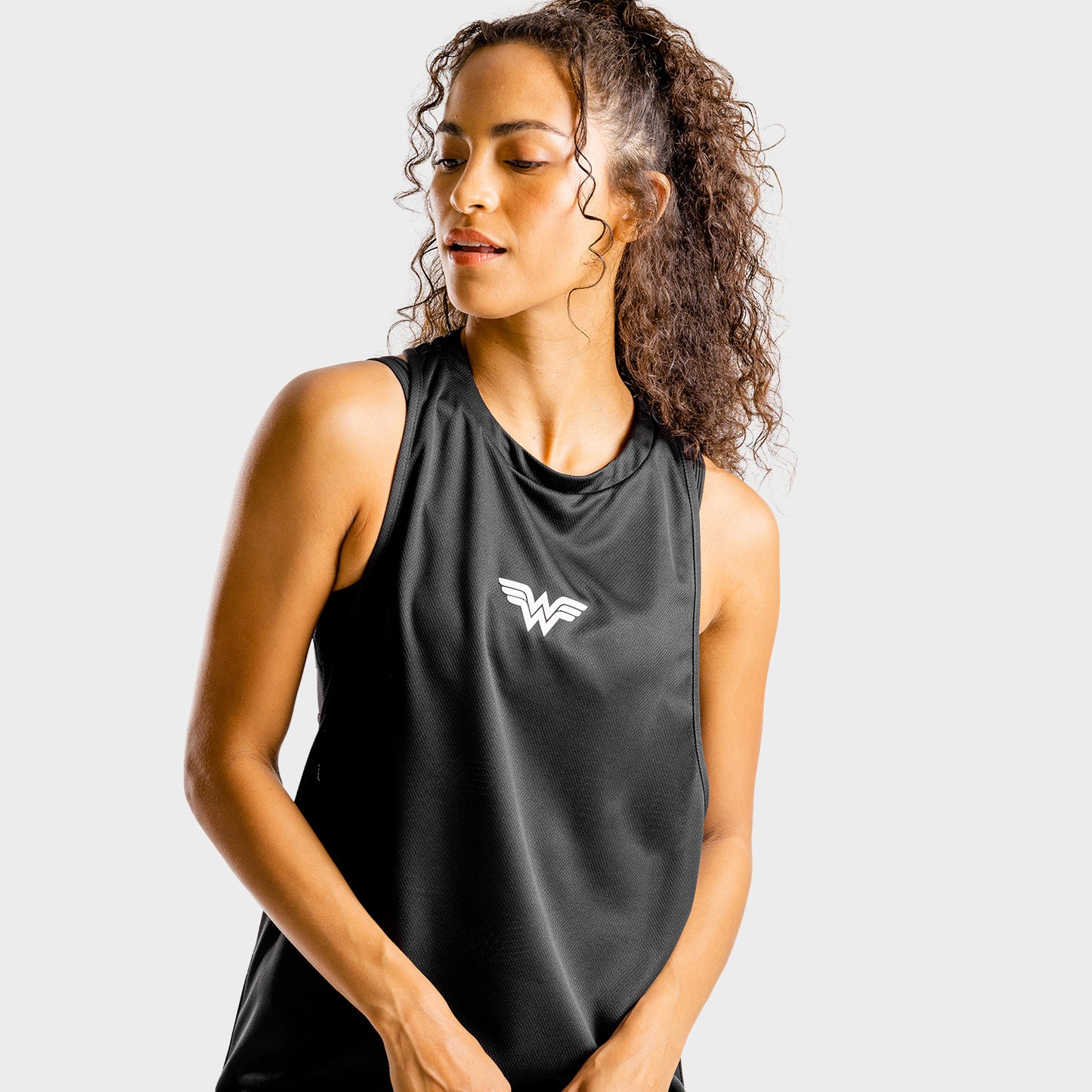 squatwolf-tank-tops-for-women-wonder-women-tank-black-gym-workout-clothes