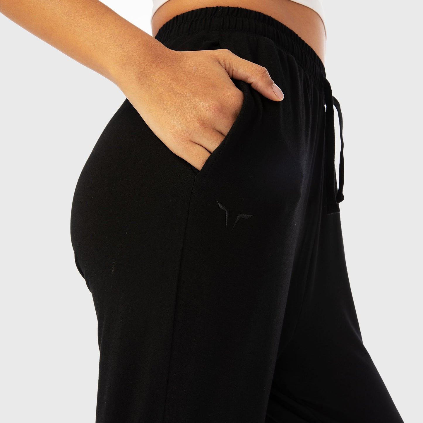 squatwolf-workout-clothes-infinity-studio-joggers-black-gym-pants-for-women