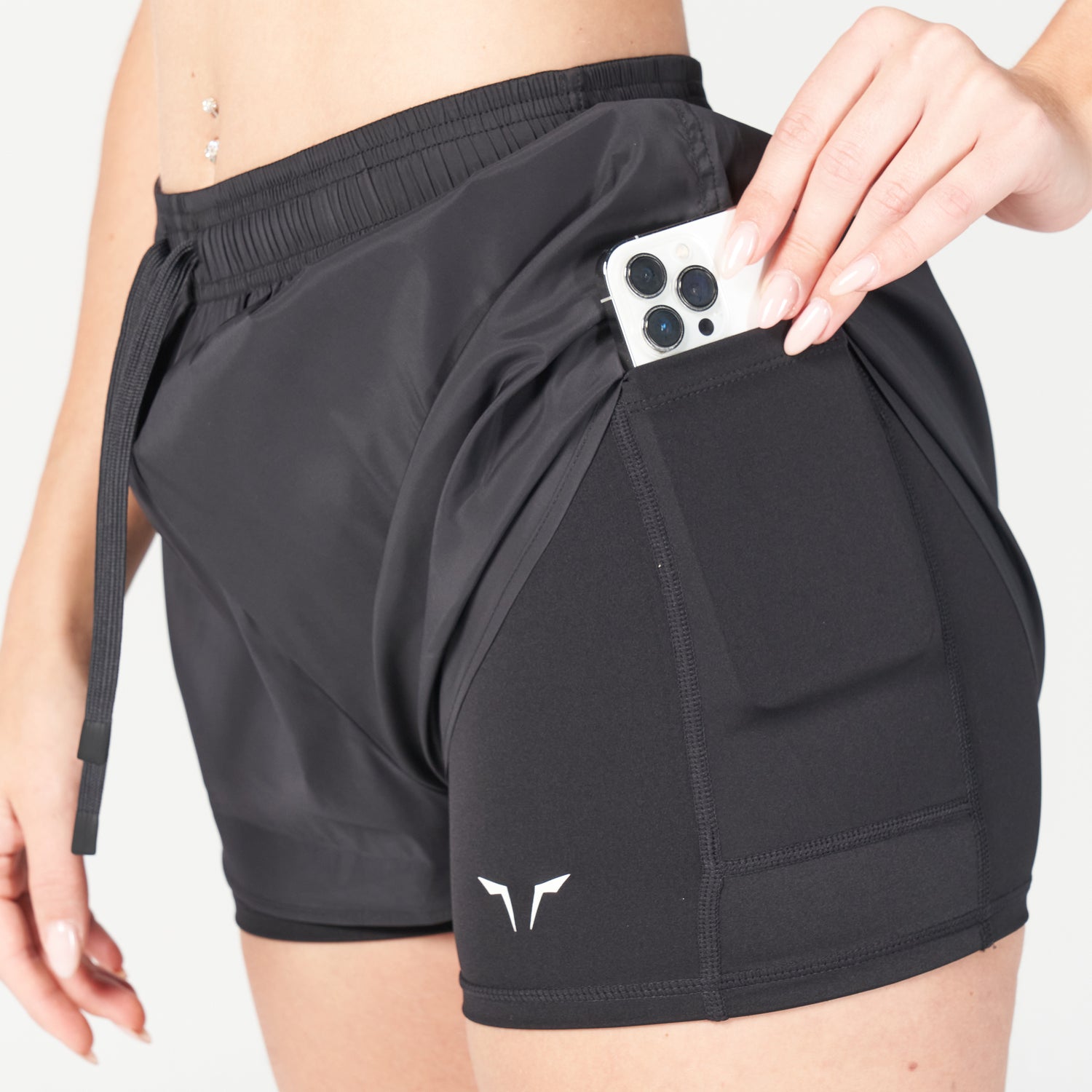 squatwolf-workout-clothes-glaze-2-in-1-shorts-black-gym-shorts-for-women