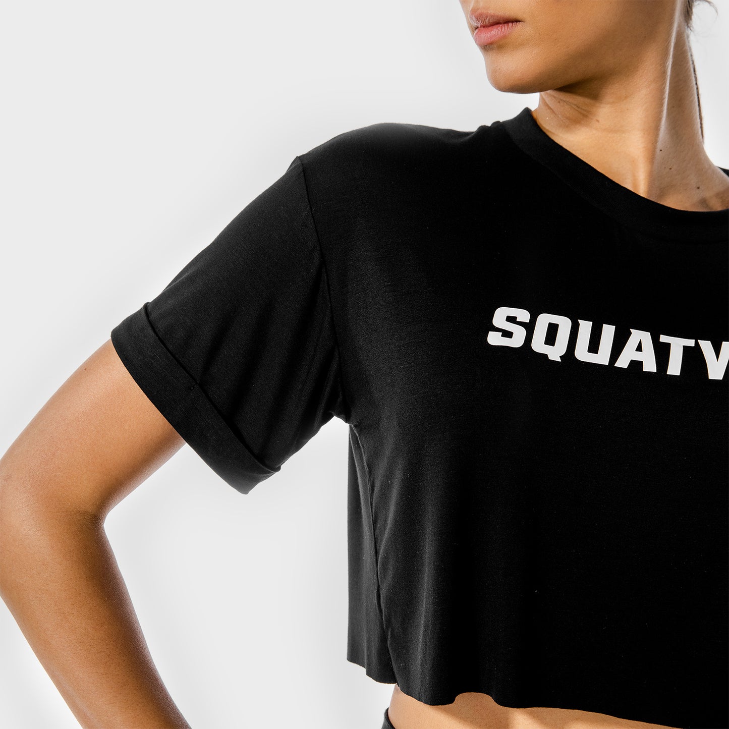 squatwolf-gym-t-shirts-for-women-iconic-crop-tee-black-workout-clothes