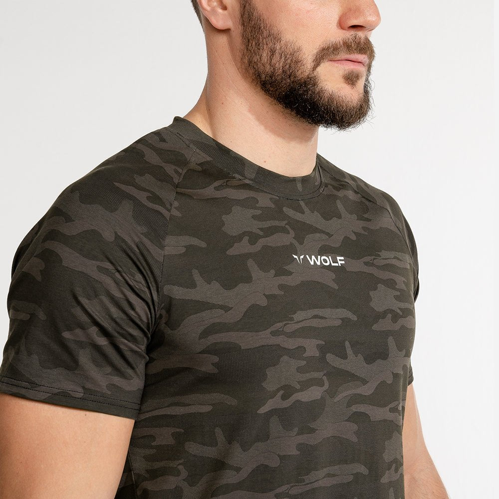 squatwolf-workout-shirts-for-men-evolve-gym-tee-camo-gym-wear