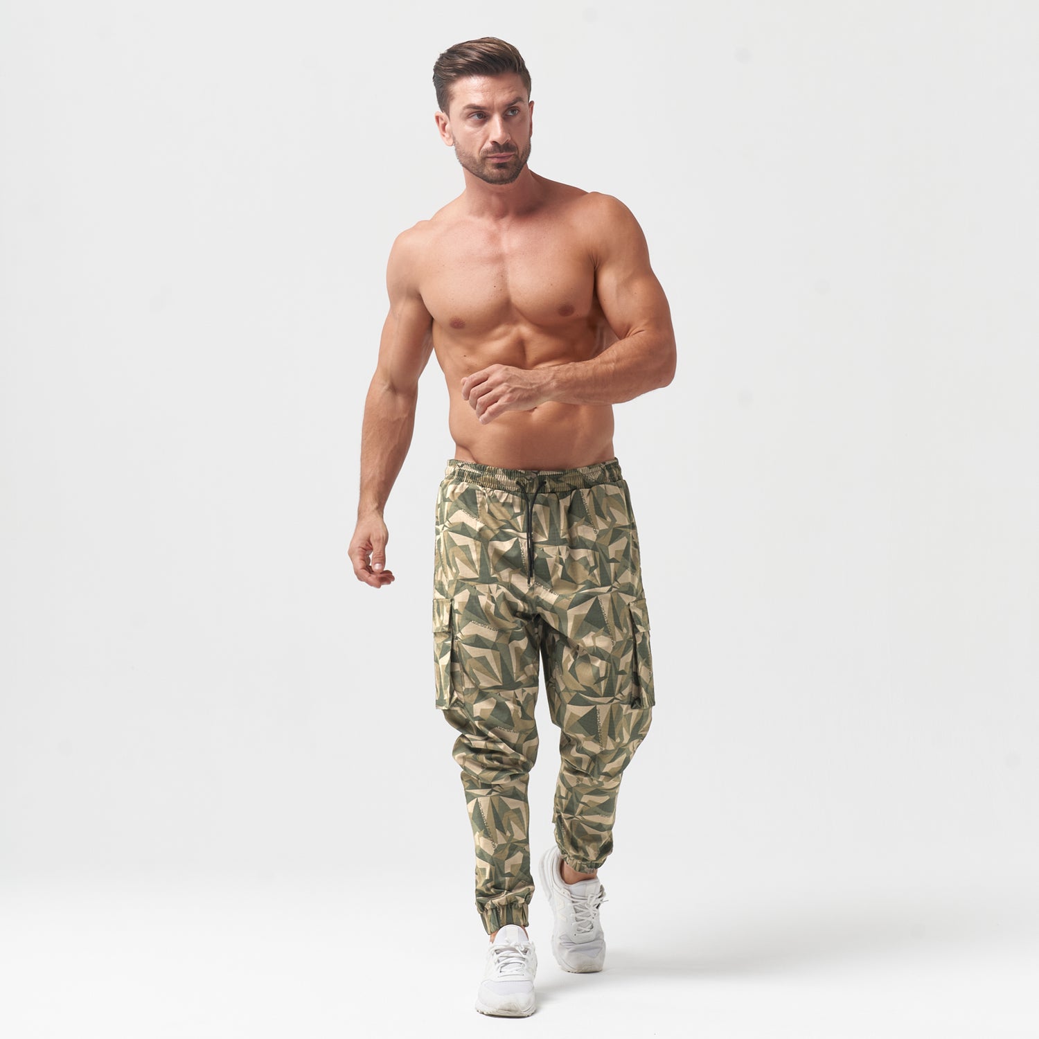 squatwolf-gym-wear-code-camo-cargo-pants-green-workout-pants-for-men
