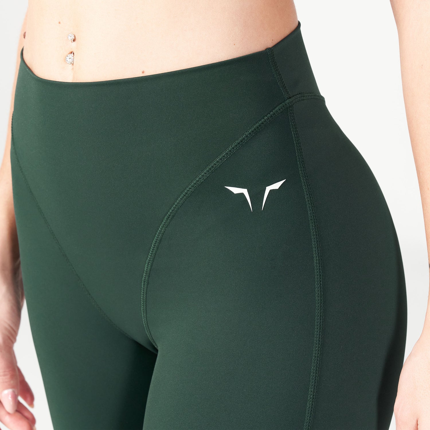 squatwolf-workout-clothes-core-v-cropped-leggings-green-gym-leggings-for-women