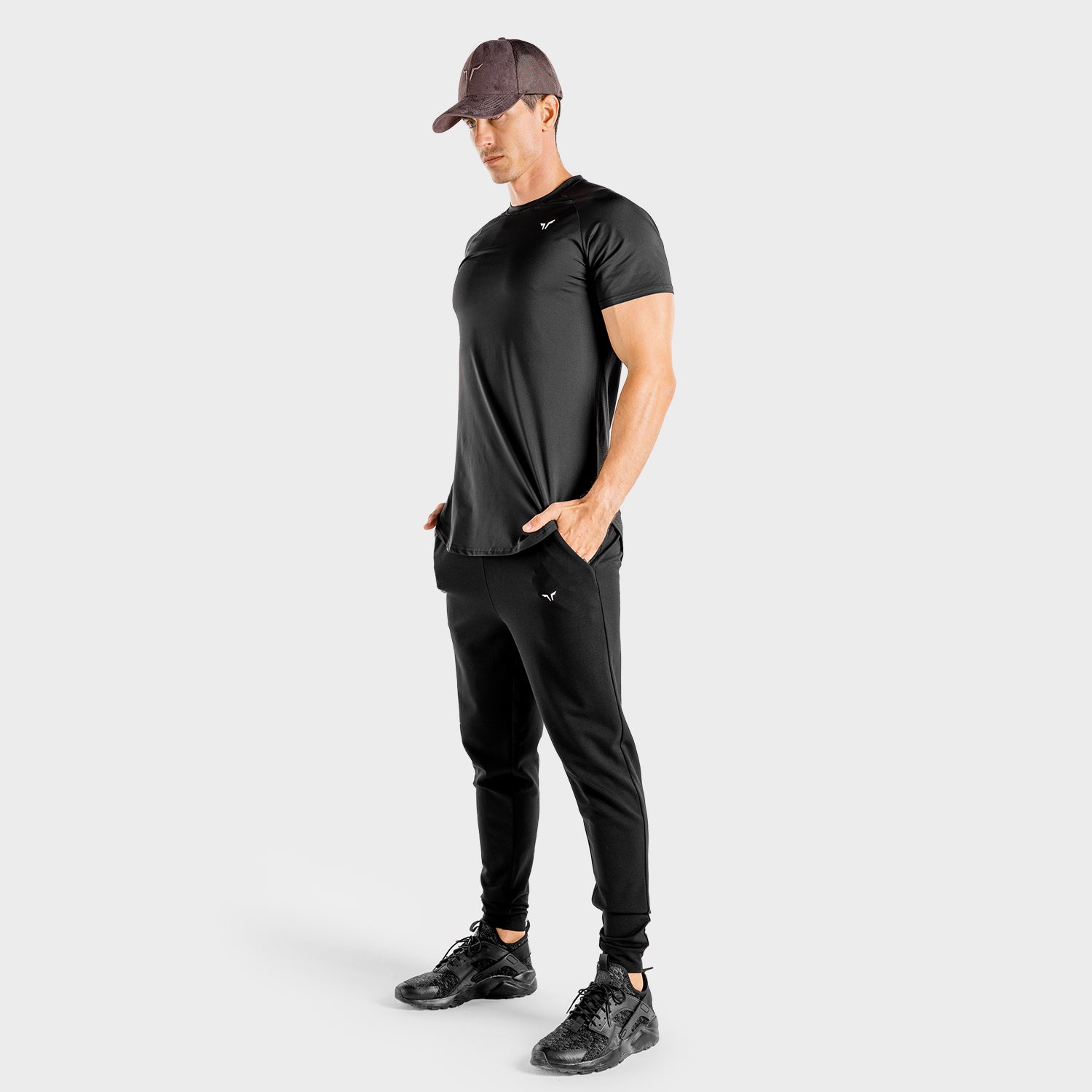 SQUATWOLF - Wolf Trucker Cap - Black - - Gym Cap - Unisex Workout Clothes