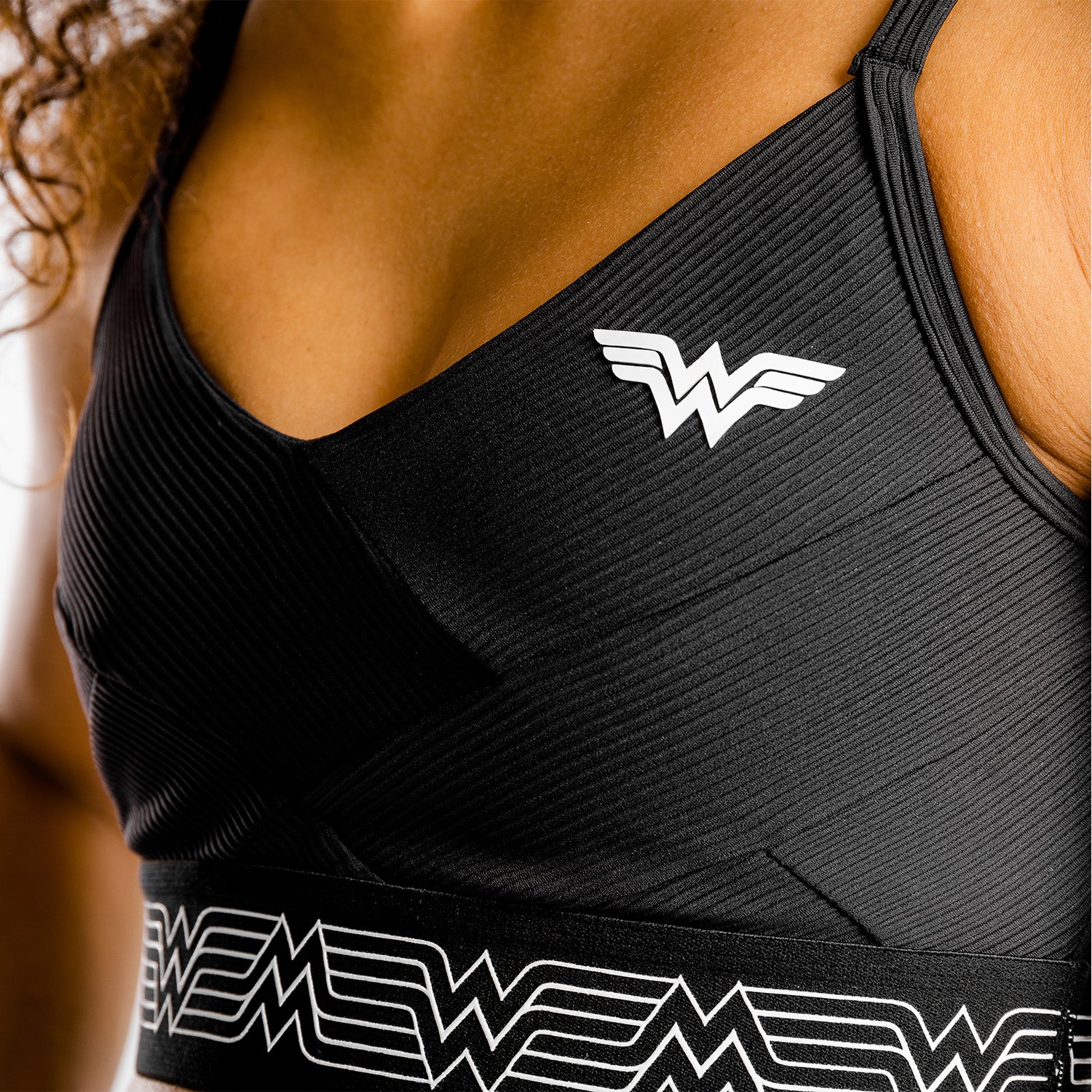 ID, Wonder Woman Straps Sports Bra - Black, Sports Bra Women