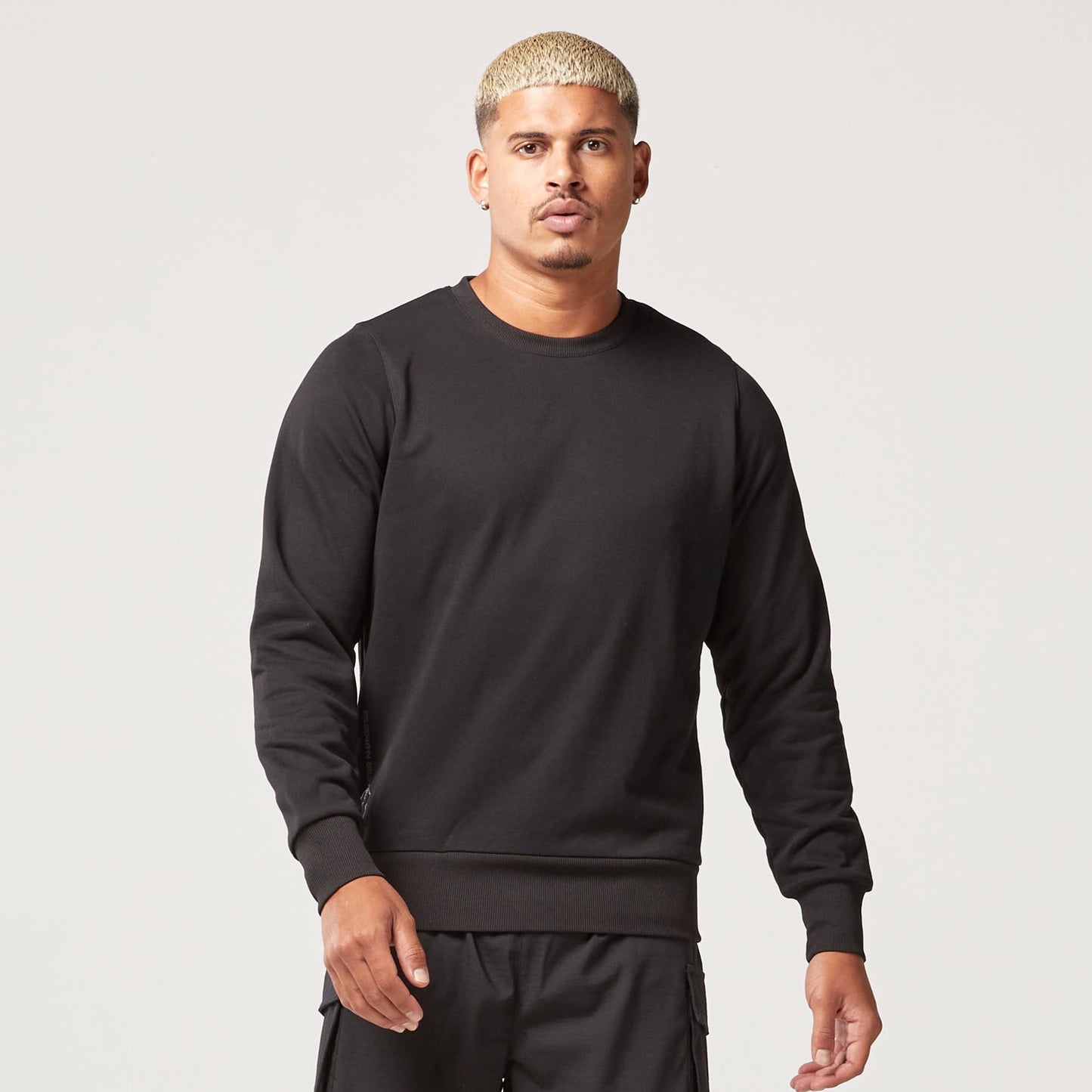 squatwolf-gym-wear-code-crew-sweatshirt-black-workout-shirts-for-men