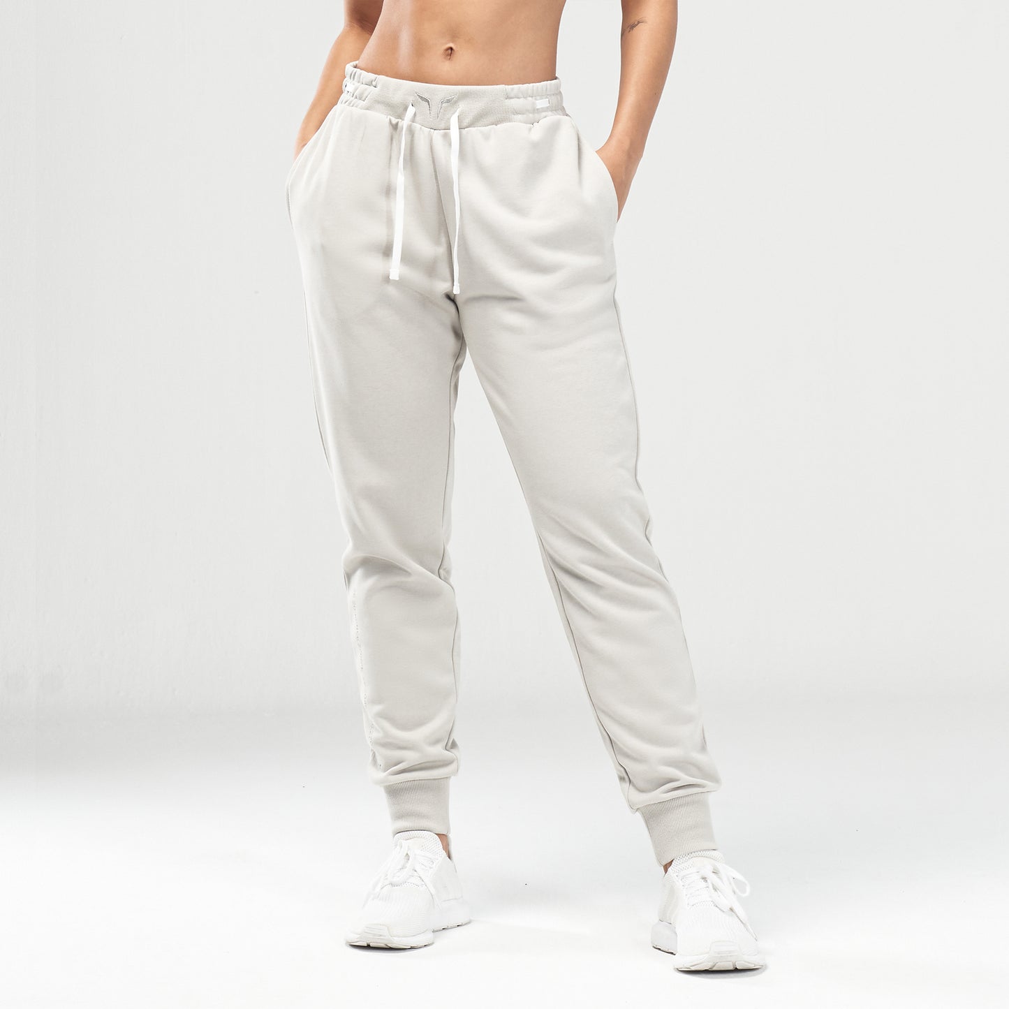 squatwolf-workout-clothes-code-relaxed-joggers-grey-gym-pants-for-women