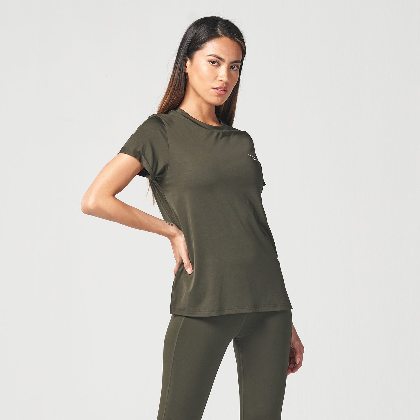 squatwolf-workout-clothes-essential-relaxed-fit-tee-khaki-gym-t-shirts-for-women