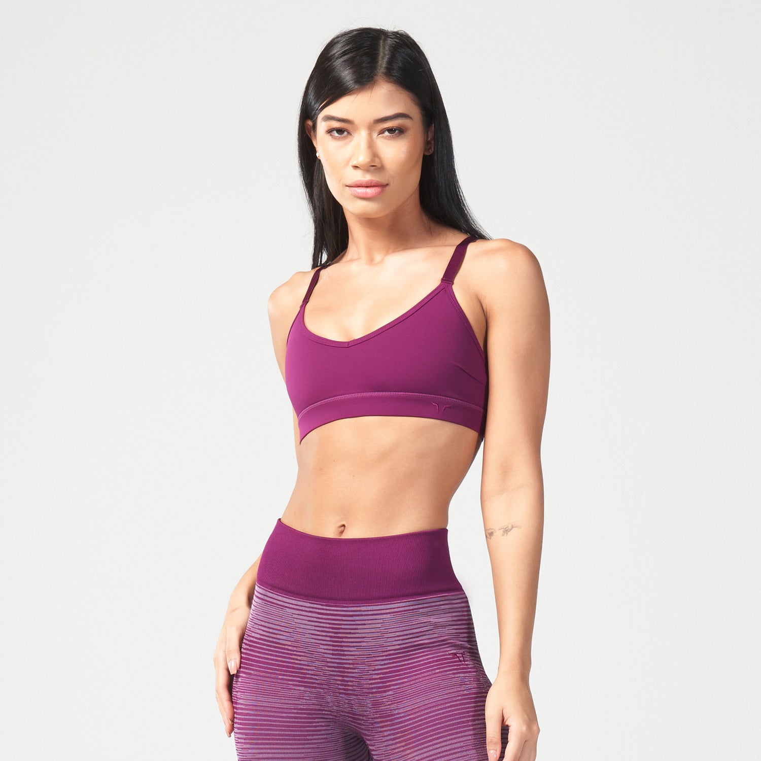 4 Sports Bras That Look And Feel Good While You Work Out