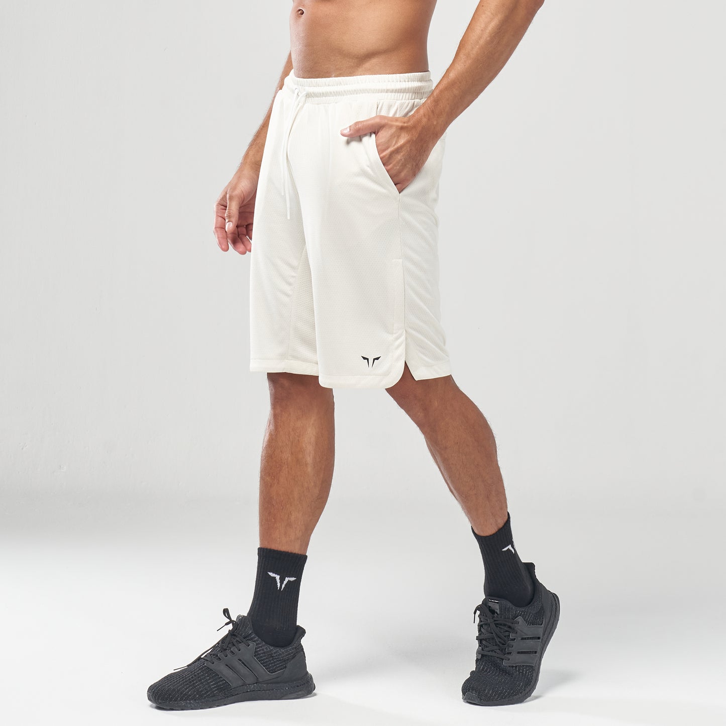 squatwolf-gym-wear-code-basketball-shorts-white-workout-short-for-men