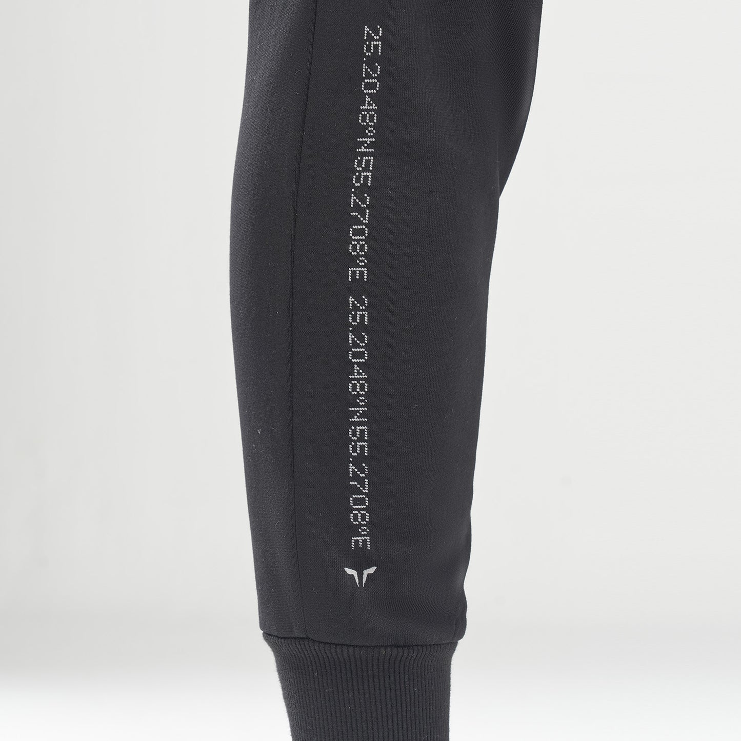 AE | Code Relaxed Joggers - Black | Workout Pants Women | SQUATWOLF